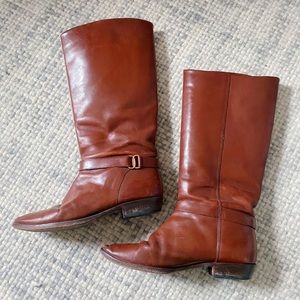 *Vintage* brown leather boots
